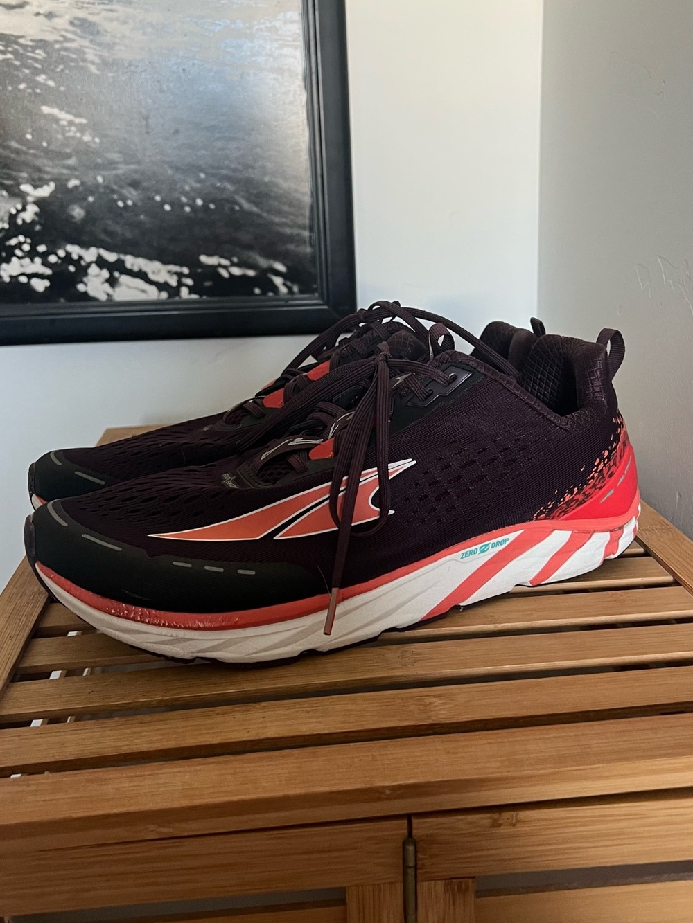 Altra Torin 4 road running shoe, size W12, M10.5